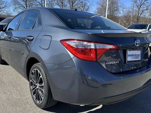 Used 2015 Toyota Corolla S Premium image 8