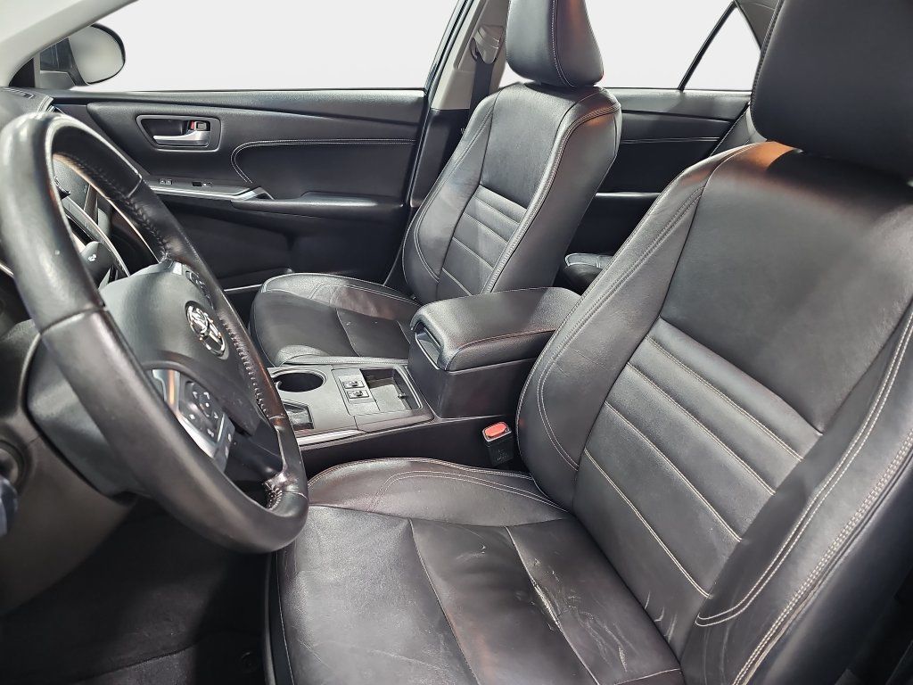Used 2016 Toyota Camry XLE FWD image 17
