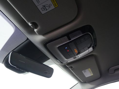 Used 2022 Hyundai Santa Fe SEL w/ Convenience Package FWD image 19