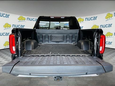 Used 2024 GMC Sierra 1500 SLT image 9
