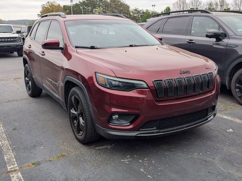 Used 2020 Jeep Cherokee Latitude Plus image 5