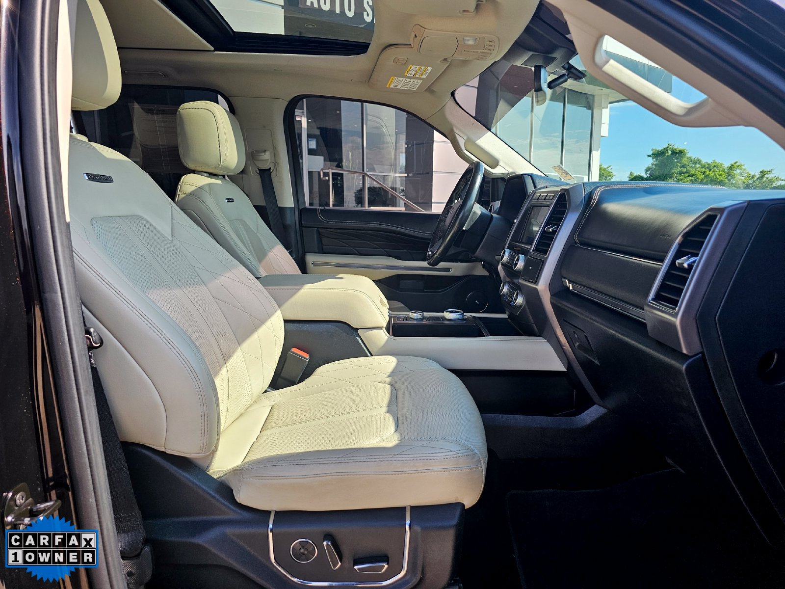 Used 2021 Ford Expedition Max Platinum AWD/4WD image 30