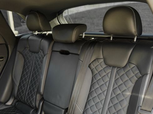 Used 2024 Audi SQ5 Prestige w/ Prestige Package image 26