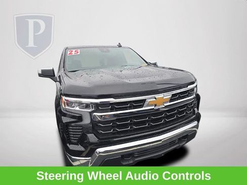 Used 2025 Chevrolet Silverado 1500 LT AWD/4WD image 12