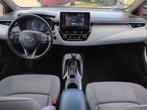 Used 2020 Toyota Corolla SE w/ SE Premium Package FWD image 15