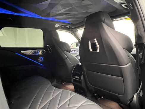 Certified 2023 BMW XM AWD/4WD image 8