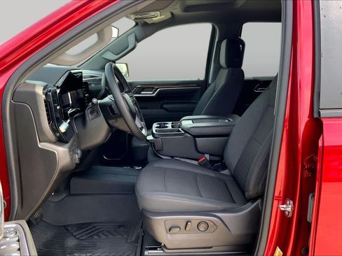 Used 2024 Chevrolet Silverado 1500 RST AWD/4WD image 8