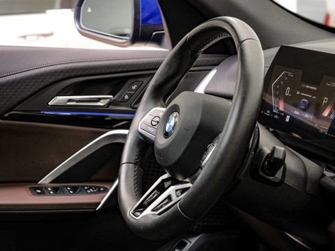 Used 2025 BMW X2 xDrive28i AWD/4WD image 18
