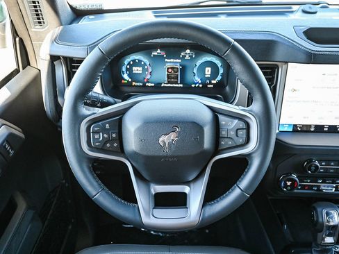 New 2025 Ford Bronco Outer Banks image 14