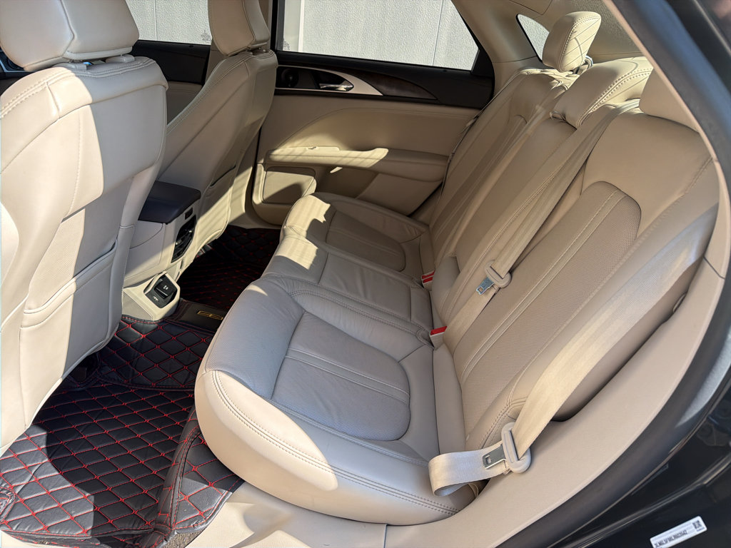 Used 2020 Lincoln MKZ Reserve w/ Elements Package AWD/4WD image 19