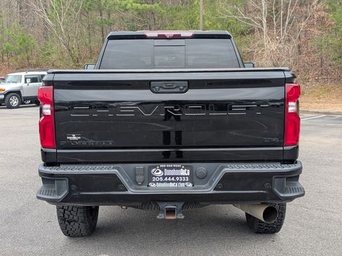 Used 2022 Chevrolet Silverado 2500 LTZ w/ LTZ Plus Package image 8