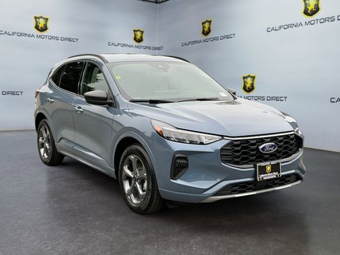 Used 2024 Ford Escape ST-Line w/ Tech Pack #1 image 3