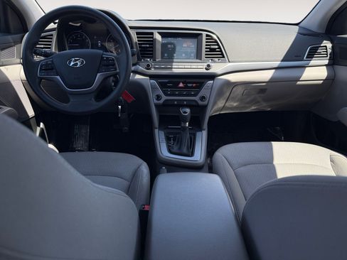 Used 2018 Hyundai Elantra SEL FWD image 15
