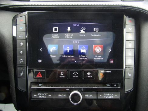 Used 2019 INFINITI QX50 Essential w/ Premium Heat Package AWD/4WD image 18