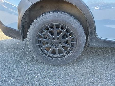 Used 2023 Subaru Crosstrek 2.5i Limited w/ Moonroof Package image 11