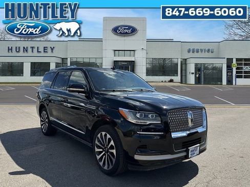 Used 2022 Lincoln Navigator Reserve w/ Equipment Group 201A AWD/4WD image 4