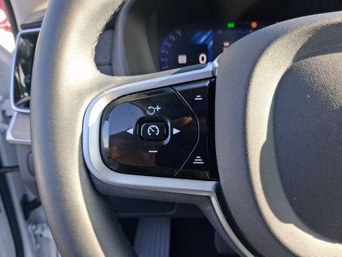 Used 2026 Volvo XC90 B5 Plus AWD/4WD image 18