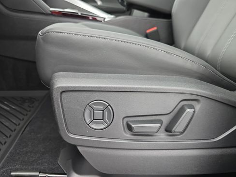 New 2026 Audi Q5 Premium AWD/4WD image 28