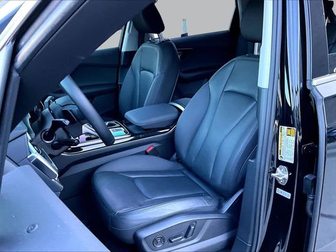 Certified 2022 Audi Q7 3.0T Premium Plus w/ Premium Plus Package AWD/4WD image 8