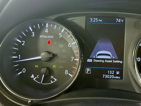 Used 2019 Nissan Rogue SL image 14