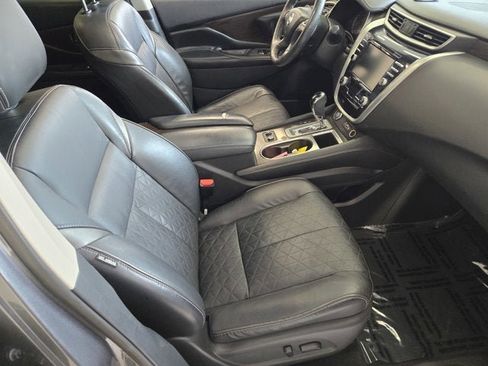 Used 2019 Nissan Murano Platinum w/ Cargo Package image 4