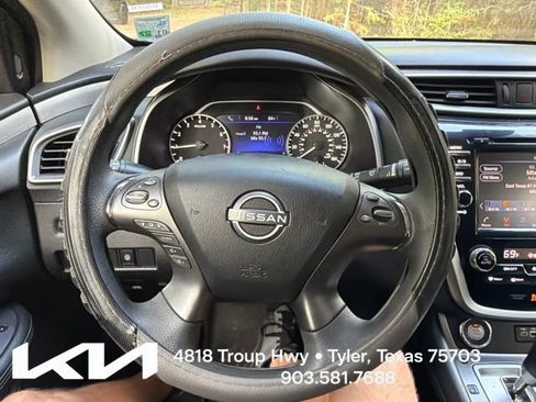 Used 2023 Nissan Murano S FWD image 17