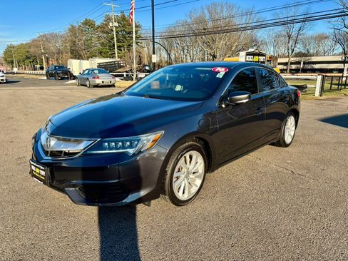 Used 2016 Acura ILX image 1