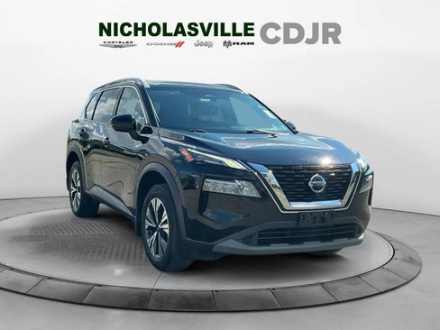 Used 2021 Nissan Rogue SV w/ Premium Package AWD/4WD image 7