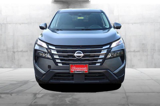 Certified 2024 Nissan Rogue SV AWD/4WD image 4
