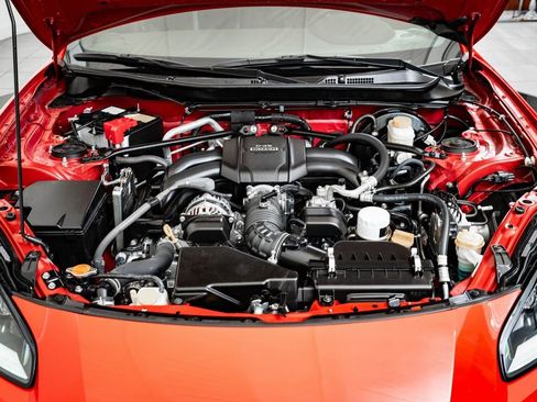 Used 2024 Toyota GR86 Premium image 39