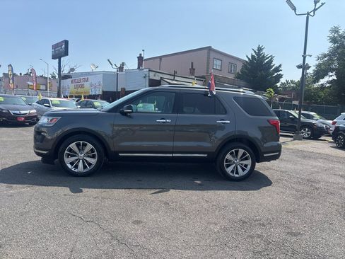 Used 2018 Ford Explorer Limited AWD/4WD image 4