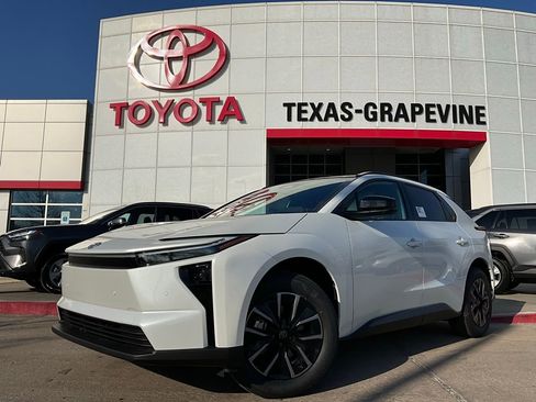 New 2026 Toyota bZ XLE Plus image 2