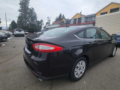 Used 2014 Ford Fusion S image 3