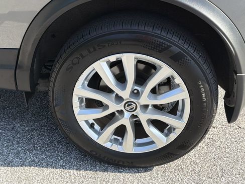 Used 2021 Nissan Rogue Sport S FWD image 32