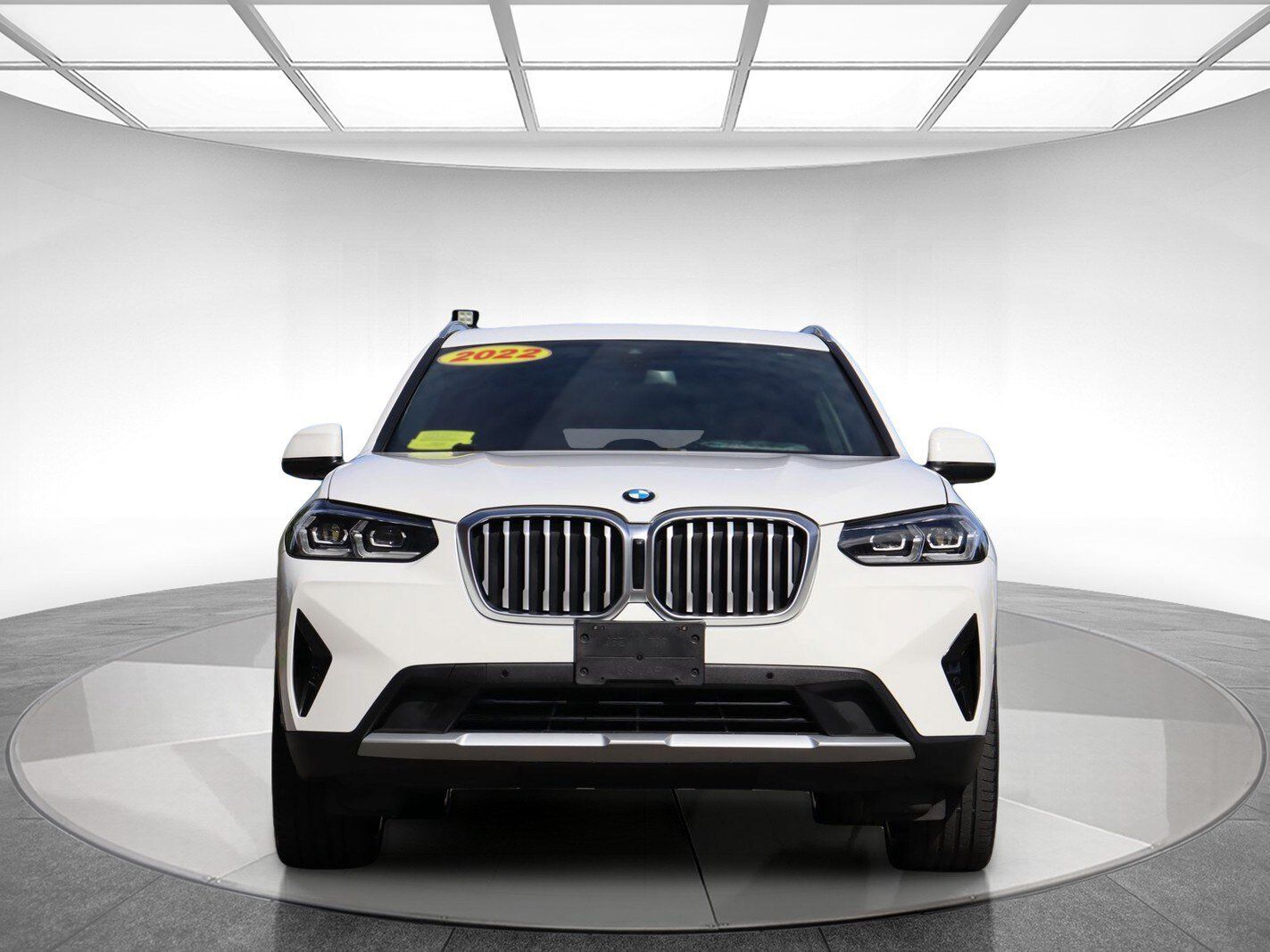Used 2022 BMW X3 xDrive30i w/ Premium Package 2 (ZPA) AWD/4WD image 2