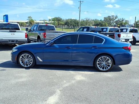 Used 2022 BMW 530i xDrive w/ Convenience Package AWD/4WD image 4