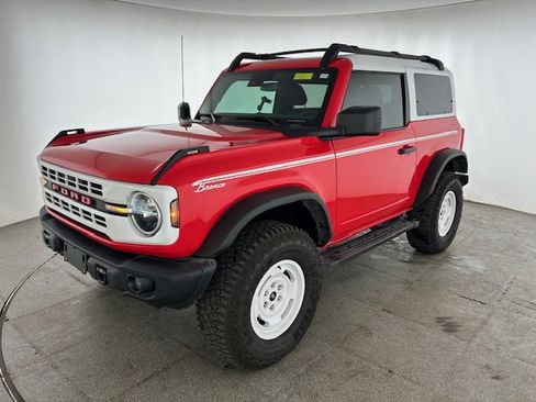 Used 2024 Ford Bronco Heritage Edition AWD/4WD image 8