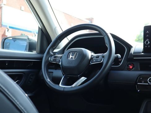 Used 2023 Honda Pilot Touring image 45