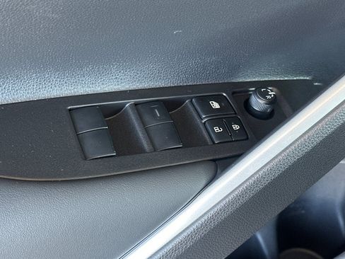 Certified 2026 Toyota Corolla Cross LE image 14