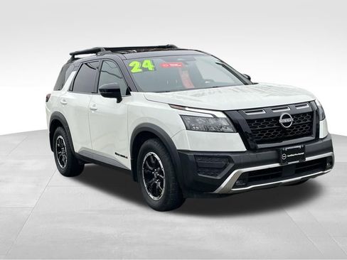 Certified 2023 Nissan Pathfinder Rock Creek AWD/4WD image 3
