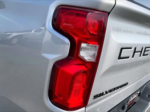 Used 2020 Chevrolet Silverado 1500 RST image 24