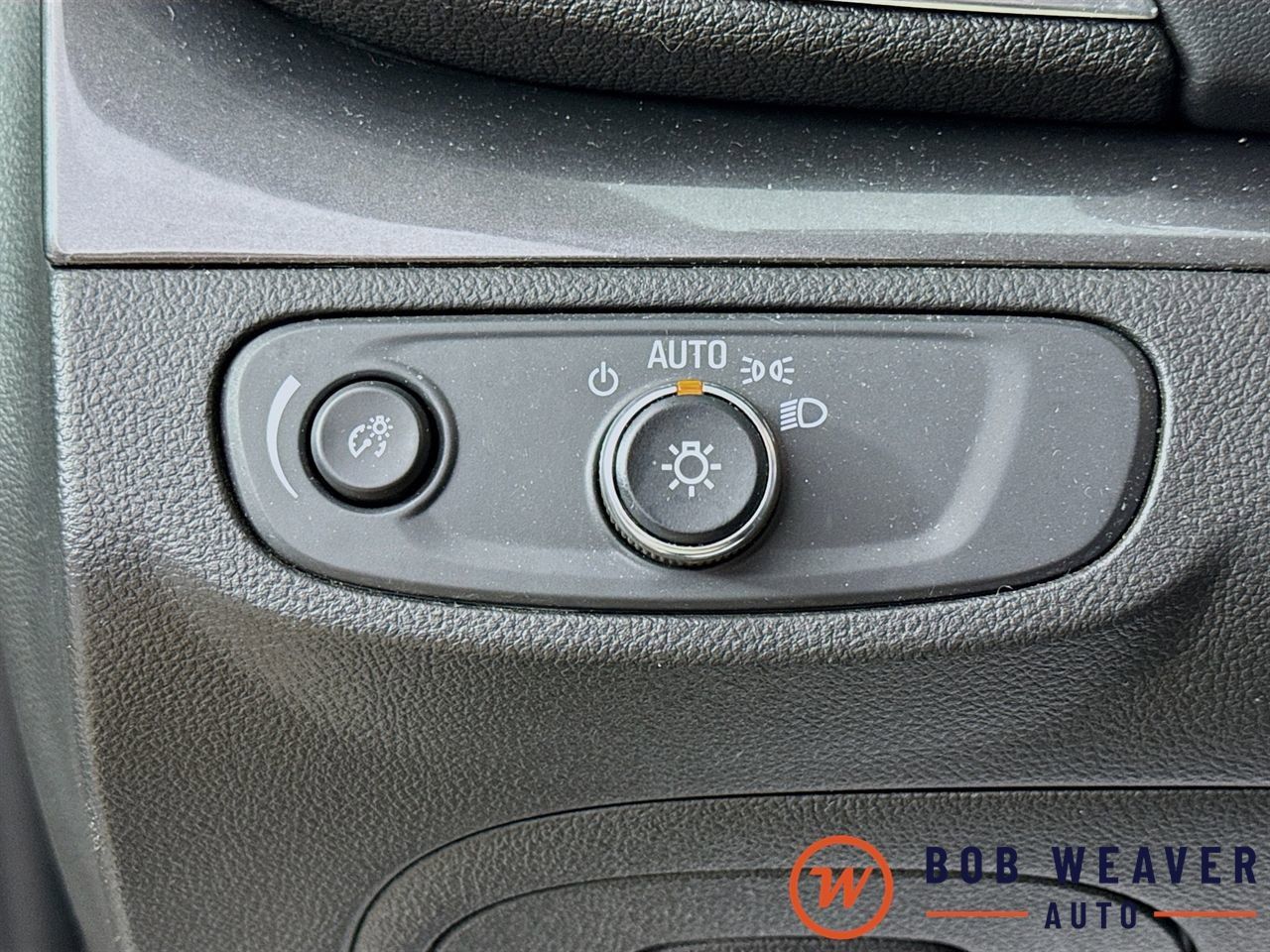 Used 2019 Buick Encore Preferred AWD/4WD image 10