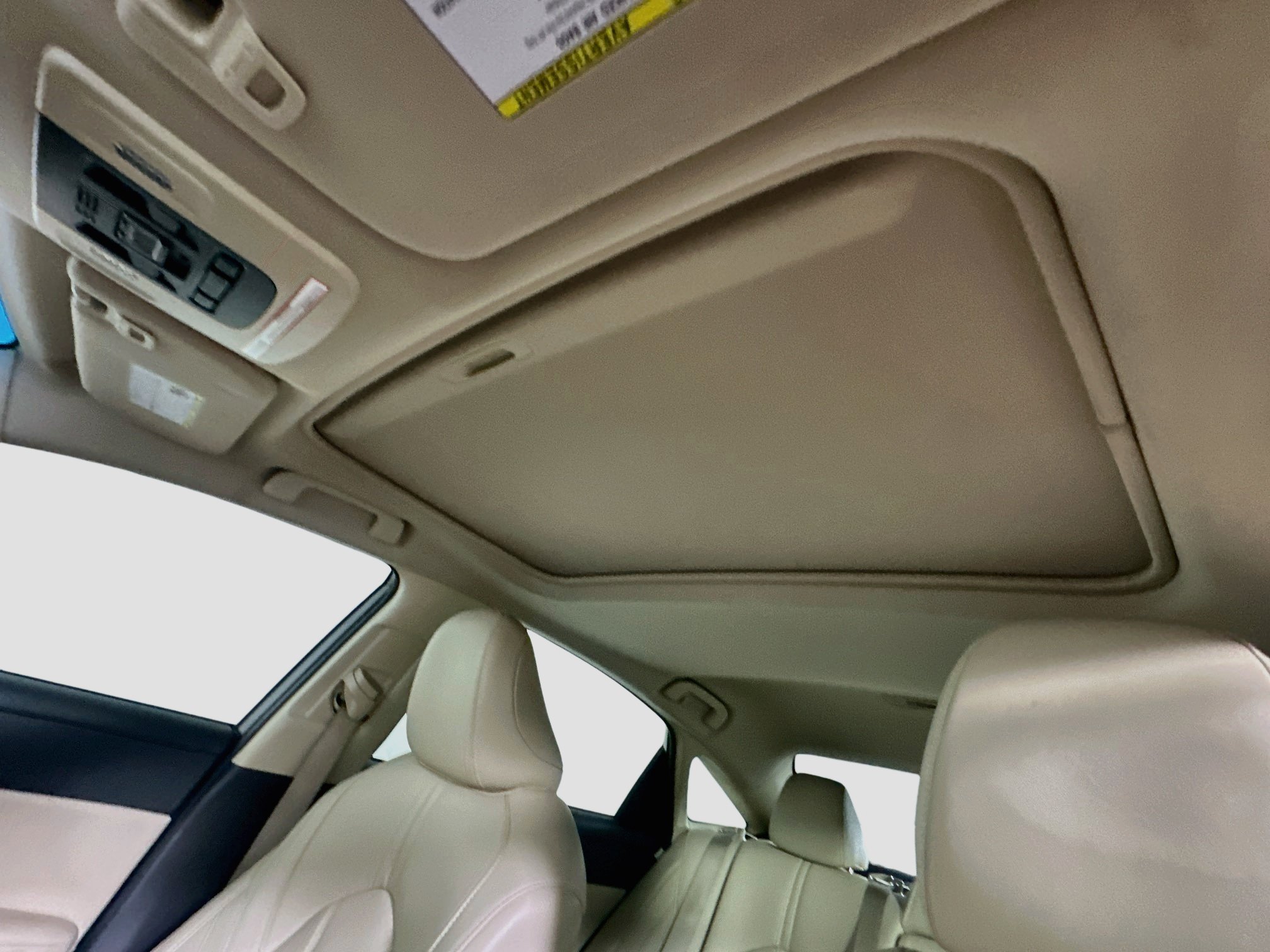 Used 2020 Toyota Avalon XLE w/ Moonroof Package FWD image 26