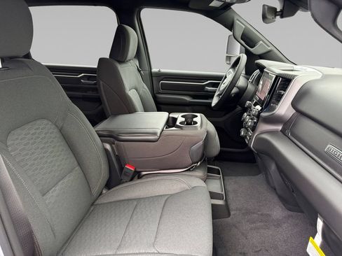 New 2026 RAM 1500 Big Horn AWD/4WD image 17