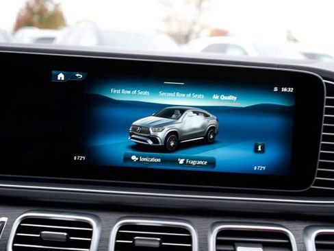 New 2026 Mercedes-Benz GLE 53 AMG 4MATIC Coupe image 30