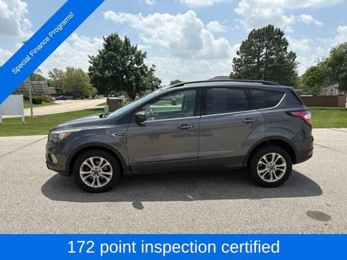 Used 2018 Ford Escape SE w/ SE Sync 3 Package FWD image 3