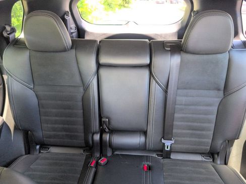 Used 2024 Mitsubishi Outlander SE FWD image 30