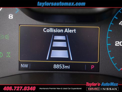 Used 2022 GMC Canyon AT4 w/ Driver Alert Package AWD/4WD image 27