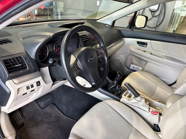 Used 2014 Subaru Crosstrek 2.0i Premium AWD/4WD image 2