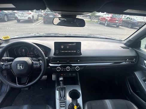 Used 2023 Honda Civic Sport image 15
